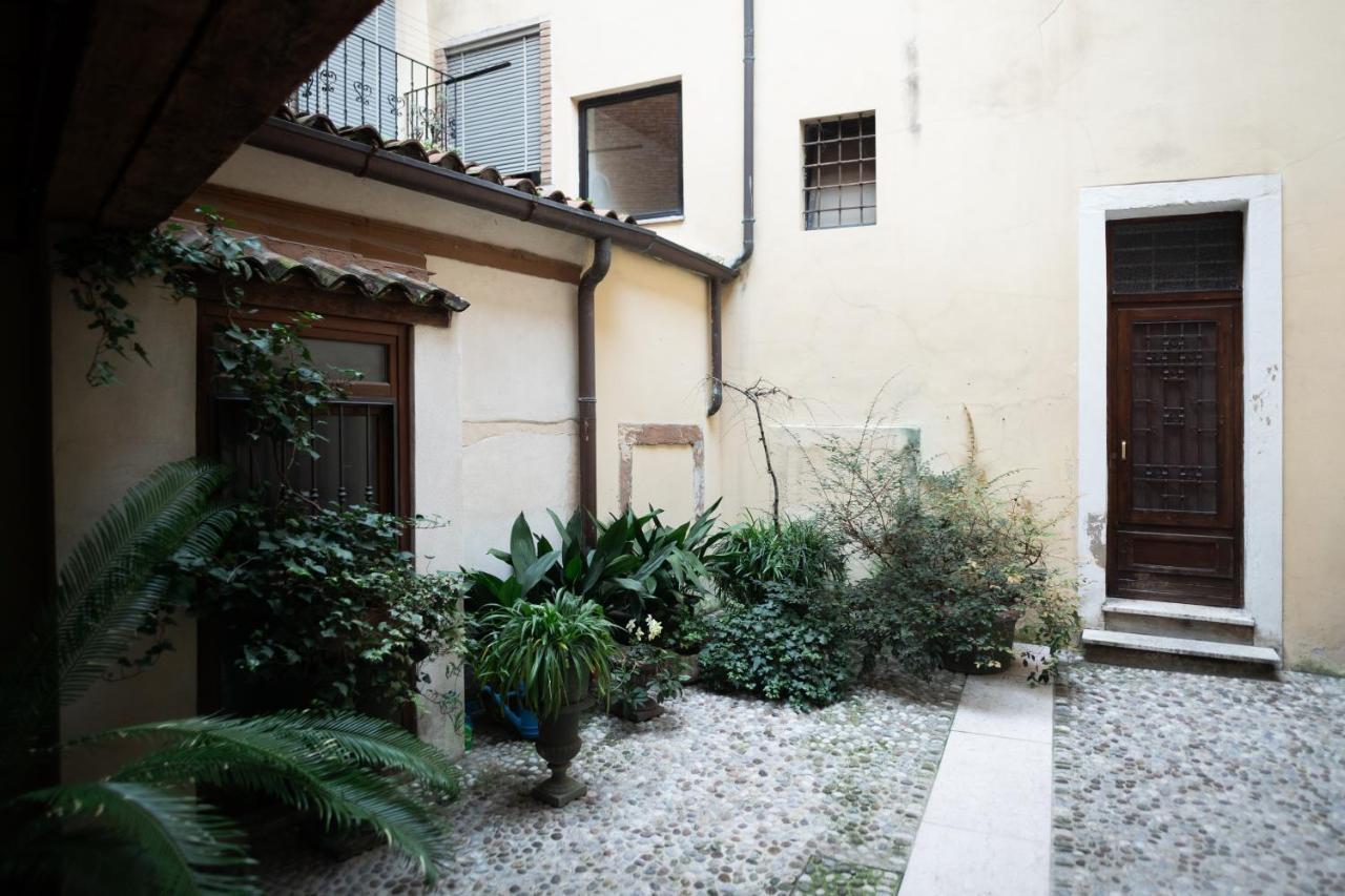 Becket Verona Flat Extérieur photo